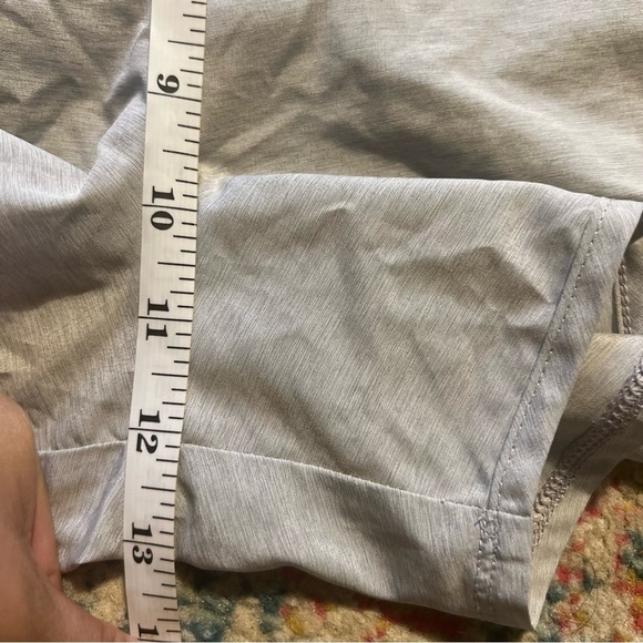 Underarmour women’s shorts size XL - Picture 4 of 6